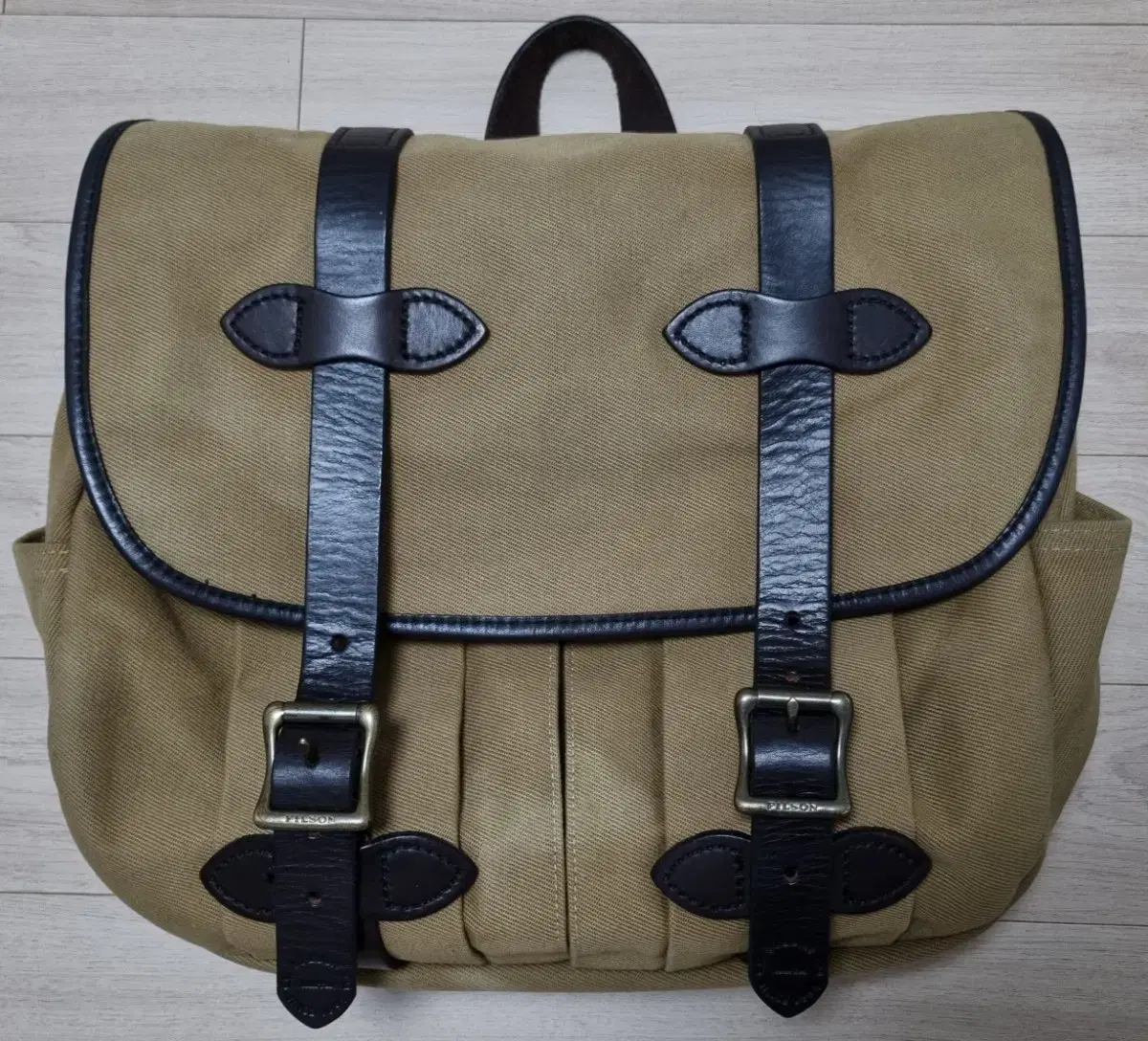 [FILSON] 필슨 Medium Field Bag TAN